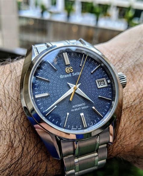 [Rolex vs. Grand Seiko] Help me choose my daily watch! : r/Watches 